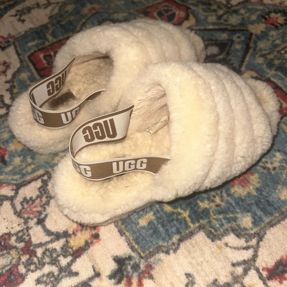 UGG Furry Slippers - Picture 5 of 6